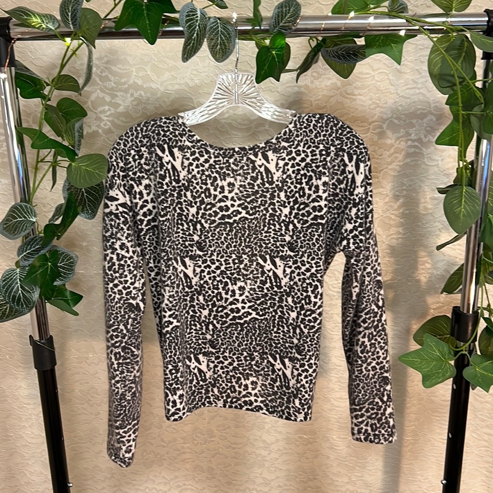 Poof Twisted LS Top, Black, Women’s Size L